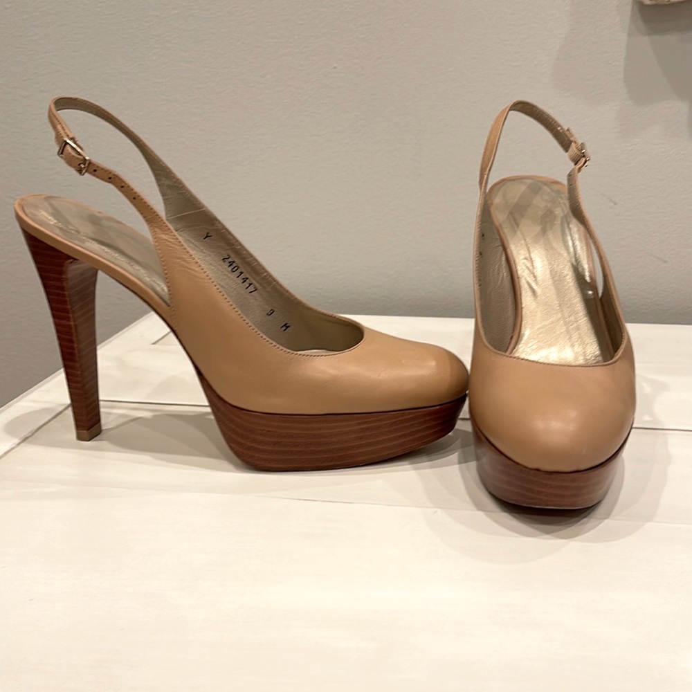 Stuart Weitzman platform heel size 9 color nude